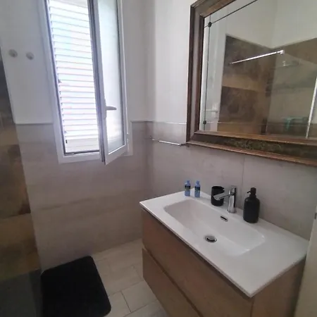 Giumahome * אבולה
